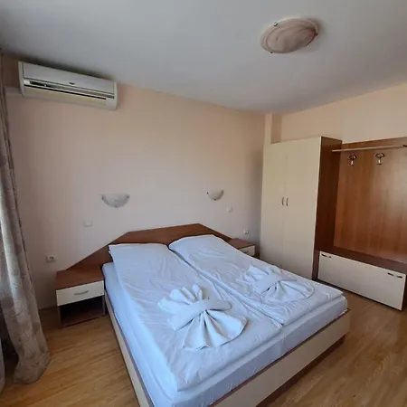 Guest house Lazur Obzor