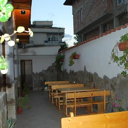Lazur Guest house