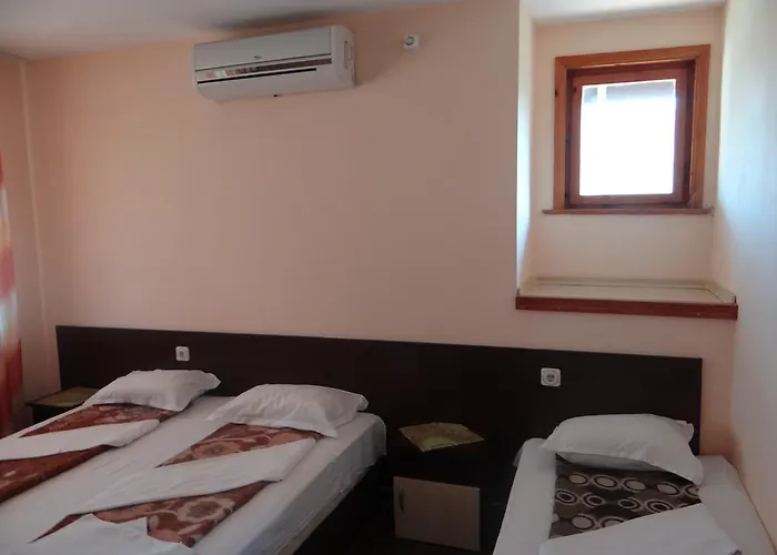 Lazur 4* Obzor