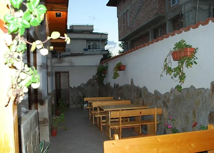 Lazur Guest house